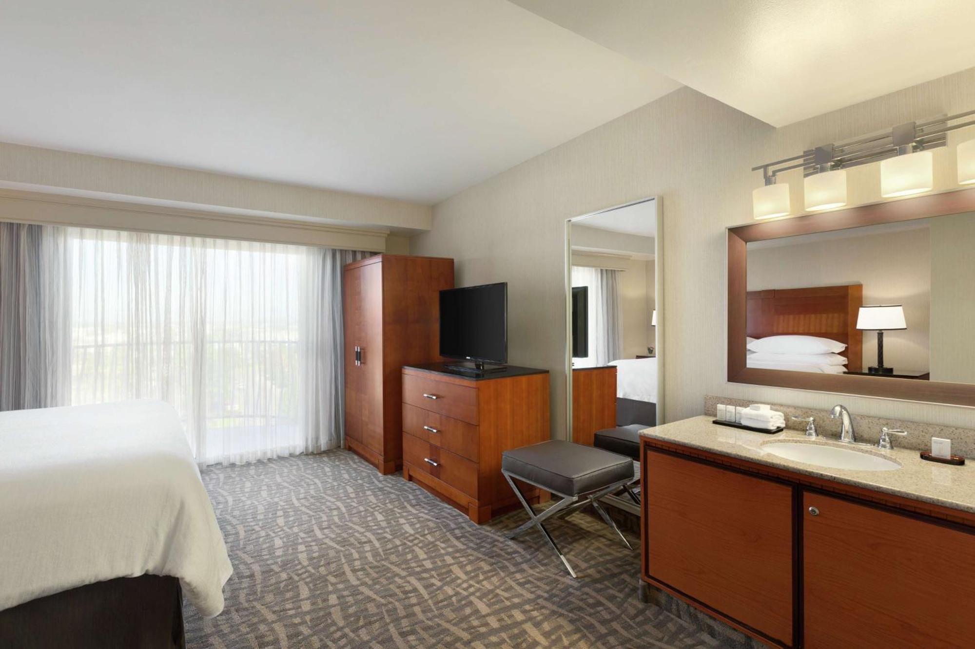 เอ็มบาสซี่สวีท บาย ฮิลตัน ซานตาอานา สนามบินออเร้นจ์เค้าน์ตี้ Hotel แซนตาแอนา ภายนอก รูปภาพ